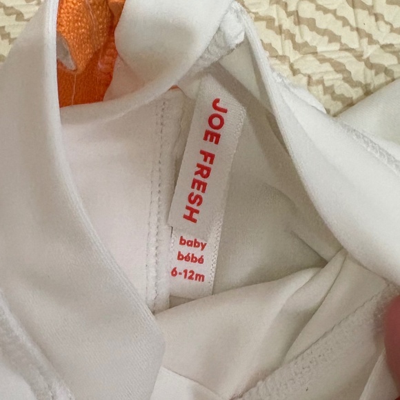 (3 for $15) Joe Fresh Infant Swim Rashguards (6-12m) - Picture 3 of 4